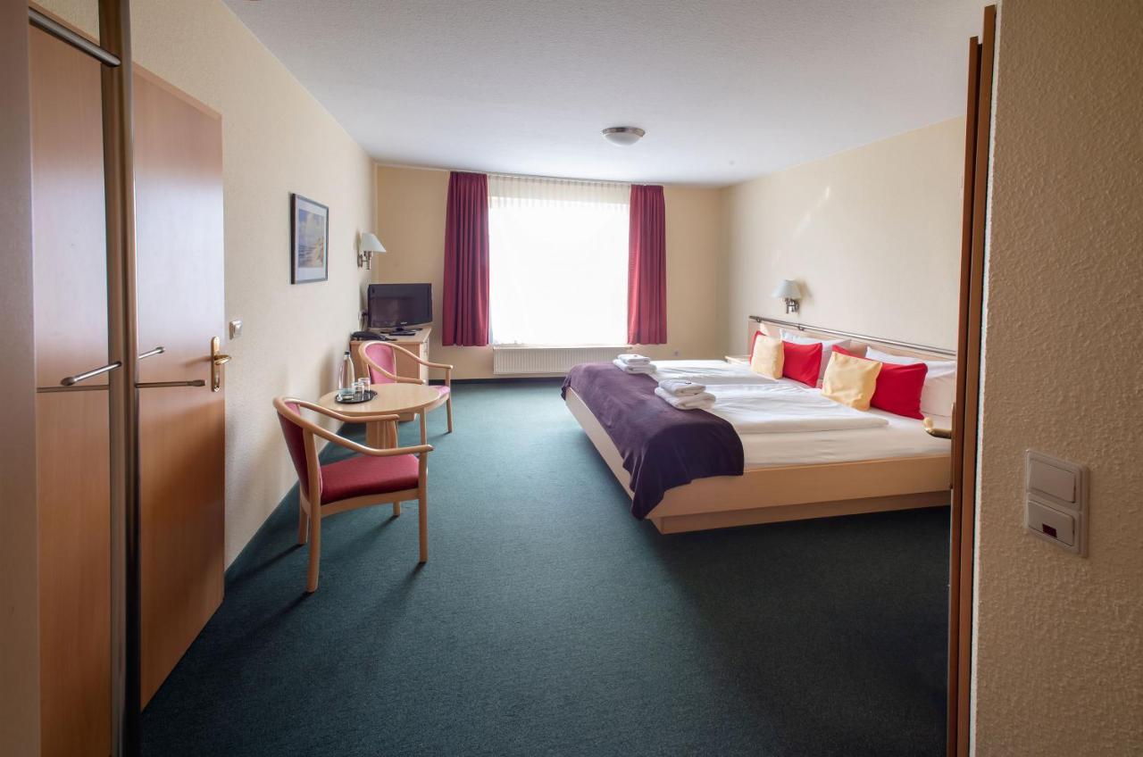 Hotel & Restaurant Zum Kap Arkona Putgarten Екстер'єр фото