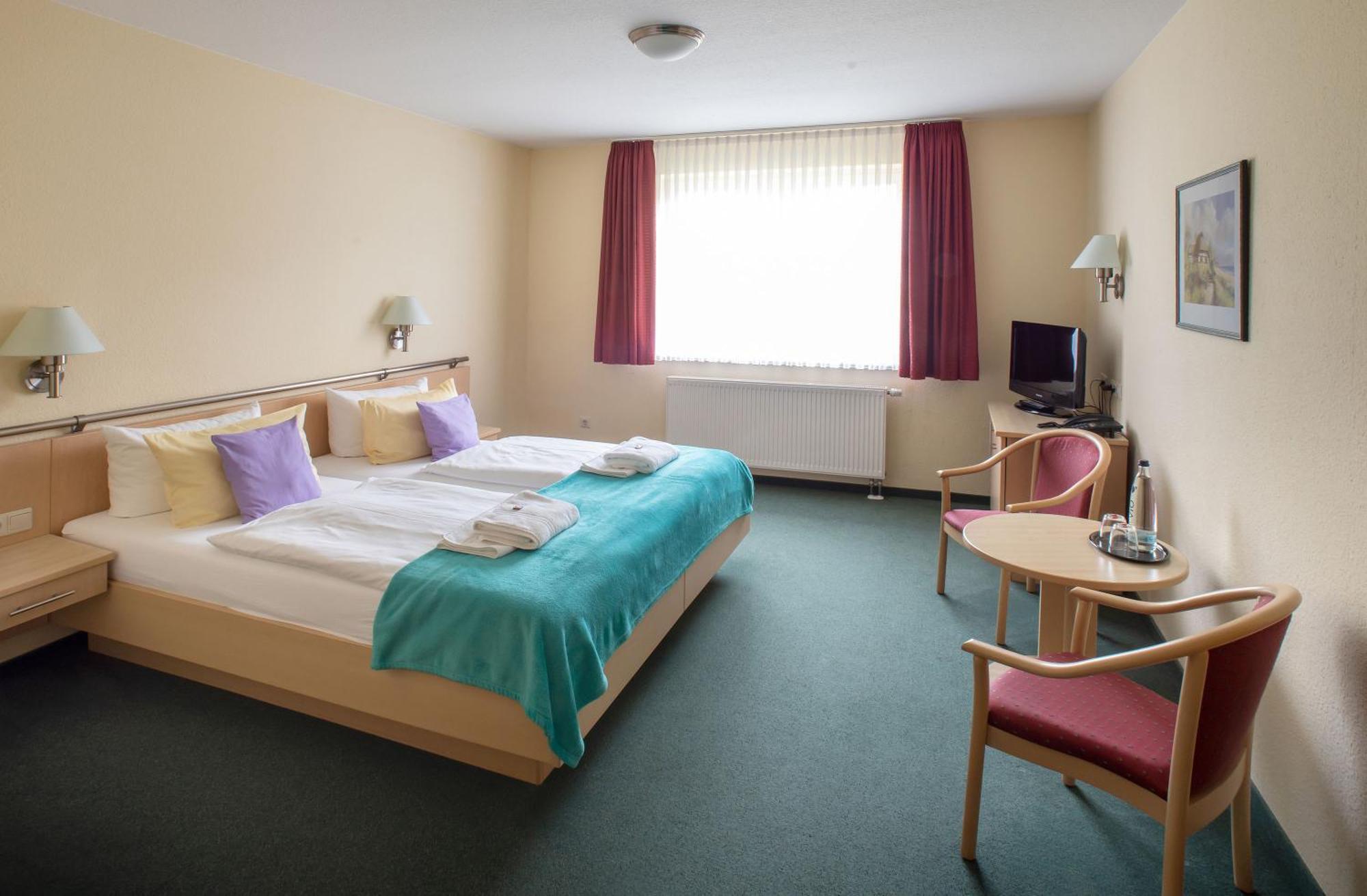 Hotel & Restaurant Zum Kap Arkona Putgarten Екстер'єр фото