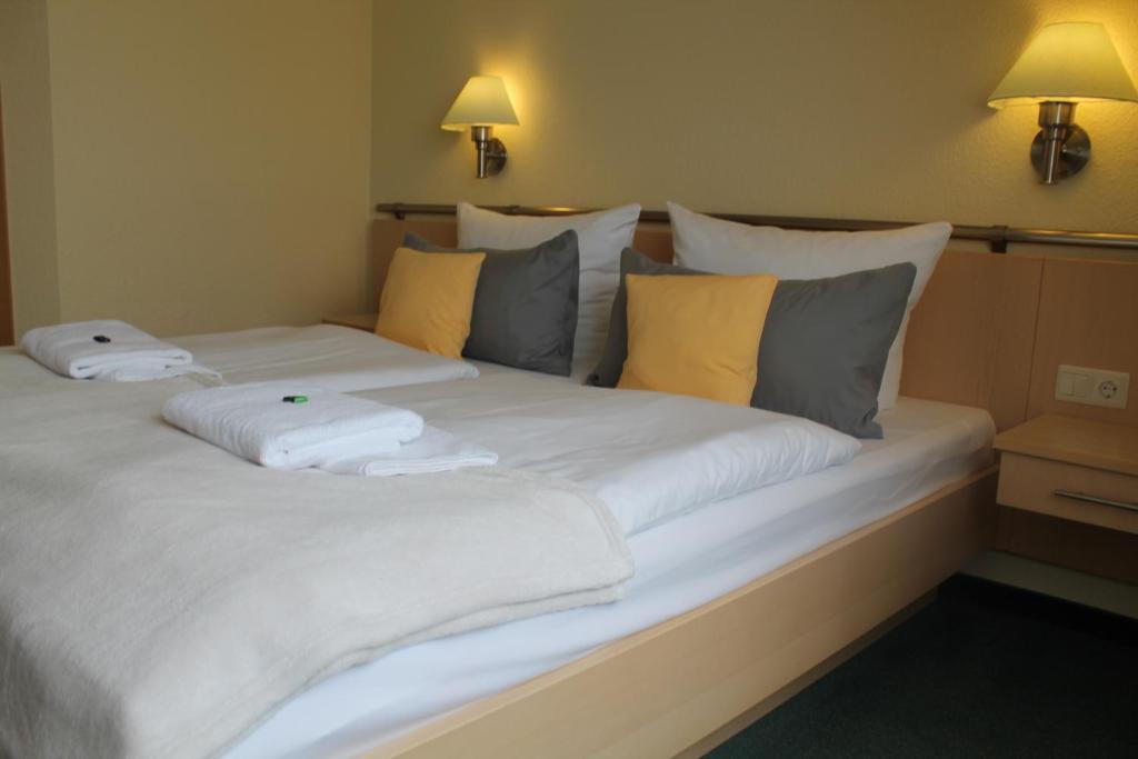 Hotel & Restaurant Zum Kap Arkona Putgarten Екстер'єр фото