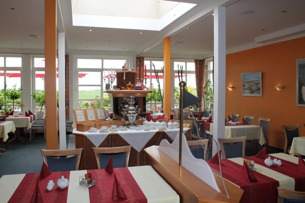 Hotel & Restaurant Zum Kap Arkona Putgarten Екстер'єр фото